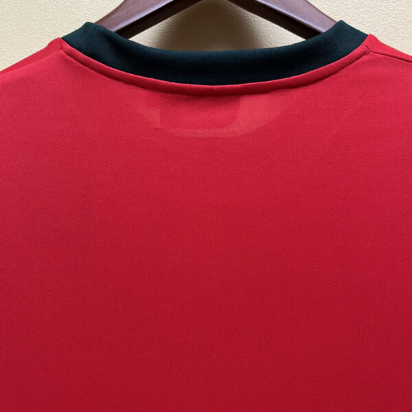 Retro Portugal 1966-69 Home - Image 3