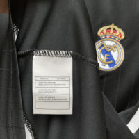 a42df24bda0b4477a618275e2e41d997 Retro Real Madrid 0607 II Away