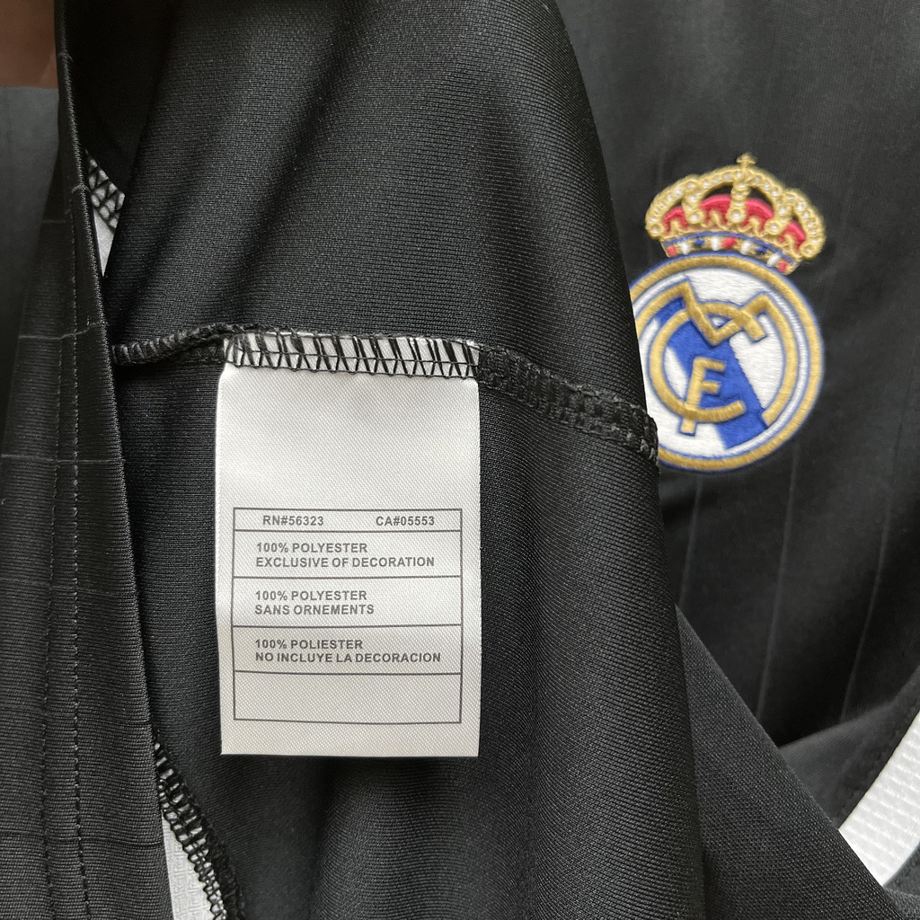 a42df24bda0b4477a618275e2e41d997 Retro Real Madrid 0607 II Away