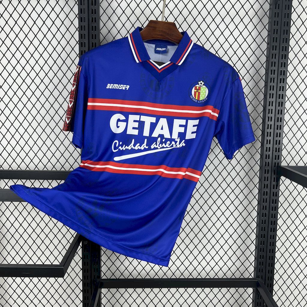 Getafe Club de Futbol 1998-99 Home Retro Jersey Getafe Club de Futbol 1998-99 Home Retro Jersey