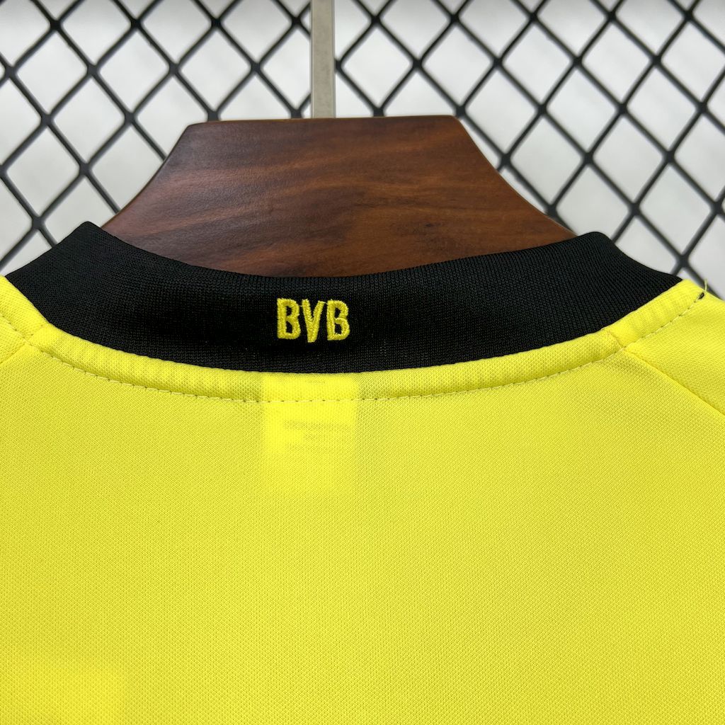 Borussia Dortmund 2011-12 Home Retro Jersey