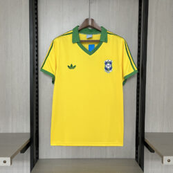 Retro Brazil 1977 Home