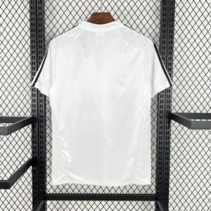 Real Madrid 2004-05 Home Retro Jersey - Image 2