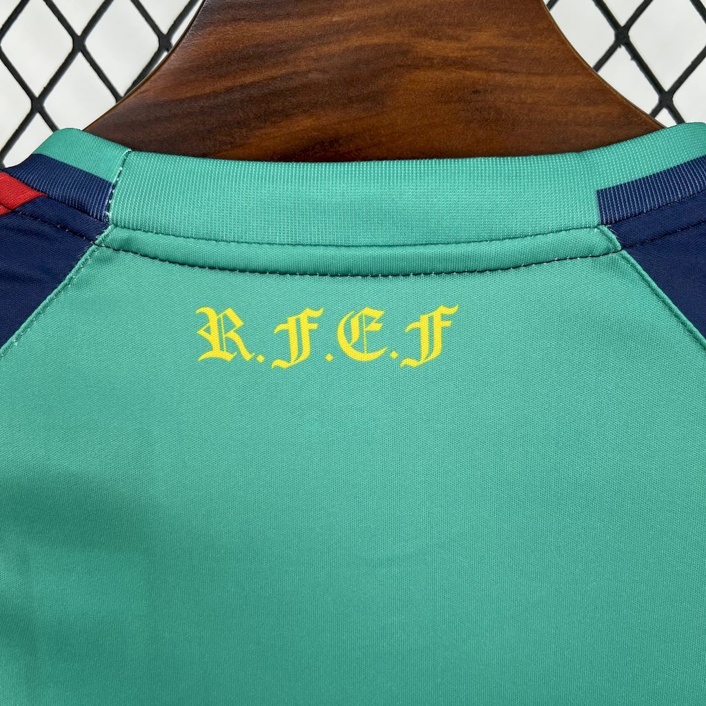 Spain 2010 Goalkeeper Jersey Retro Jersey