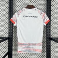 Bayern Munich 2025-26 Away Womens Jersey