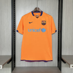 Retro Barcelona 2006-07 away jersey