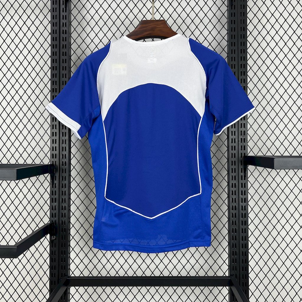 c2bd2790efc748ecb32d5ea2539b3bae Brazil 2004-06 Away Retro Jersey