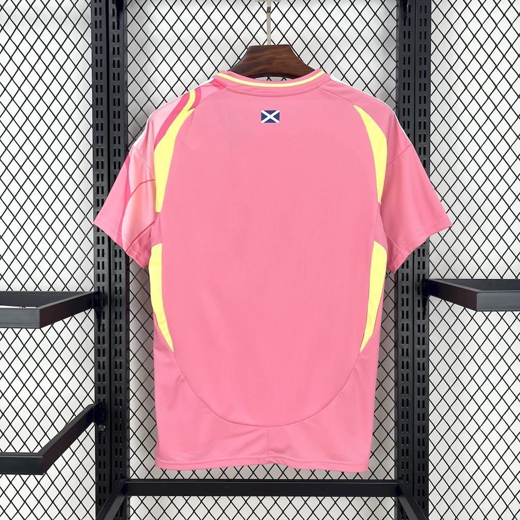 c7820ba578e74c238b6af9f030bbb383 Scotland 2025-26 Away Jersey