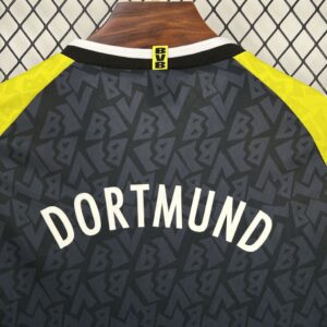 Borussia Dortmund 1995-96 Away Retro Jersey - Image 2