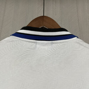 Retro Everton 1994-95 away jersey - Image 2