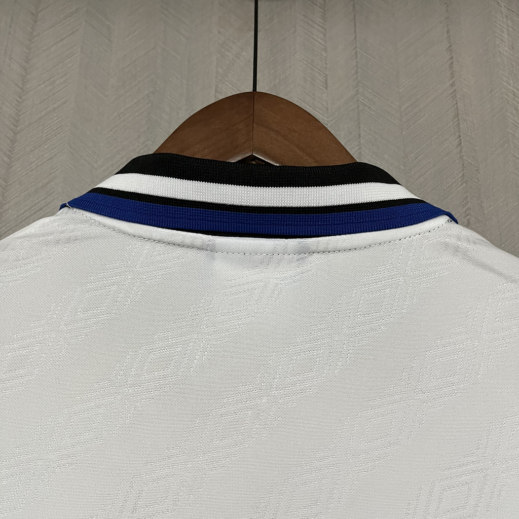 c87c26ae5ea9410fbc495895b8b28bef Retro Everton 1994-95 away jersey