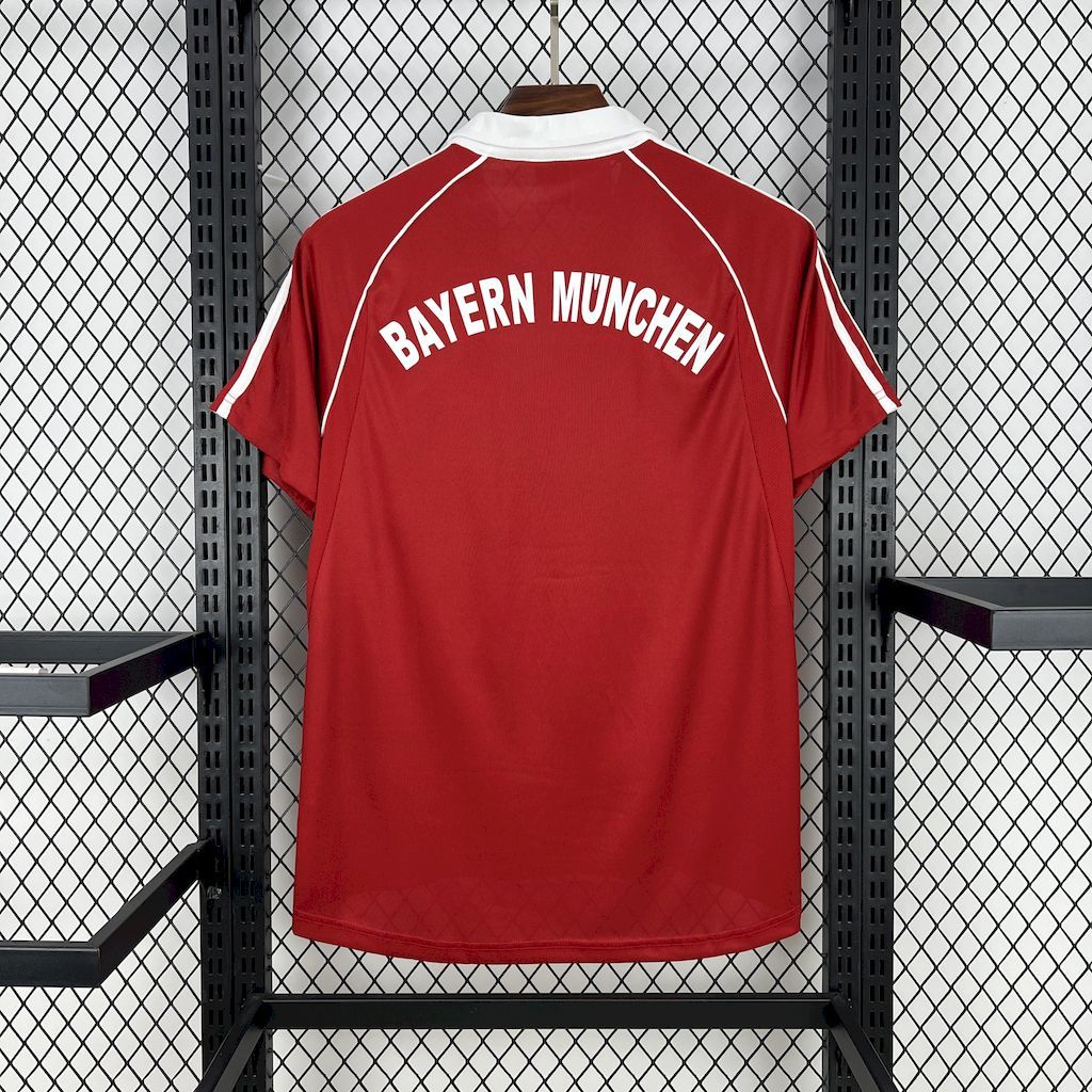 Bayern Munich 2005-06 Home Retro Jersey
