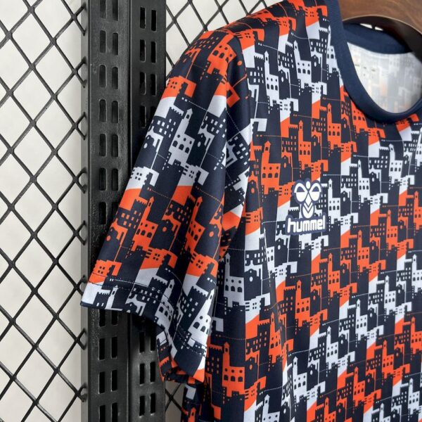 Celta de Vigo 202425 Hummel Pre-Match Jersey - Image 3