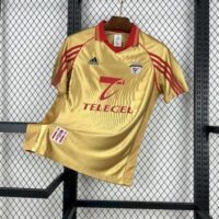 Benfica 1998-99 Away Retro Jersey Benfica 1998-99 Away Retro Jersey
