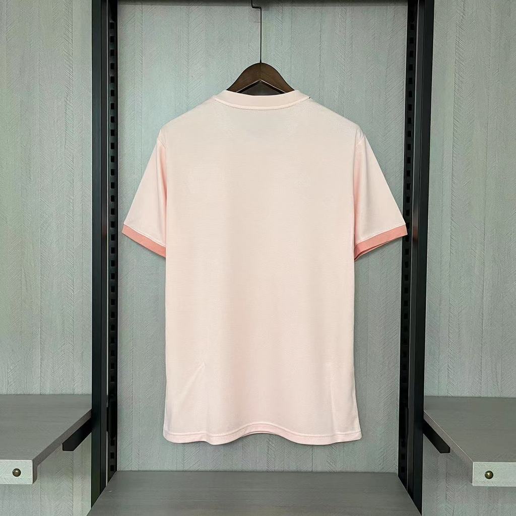 Retro -U 2018-19 Away