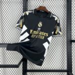 Real Madrid 2025-26 Retro Special Edition Jersey