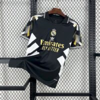 Real Madrid 2025-26 Retro Special Edition Jersey