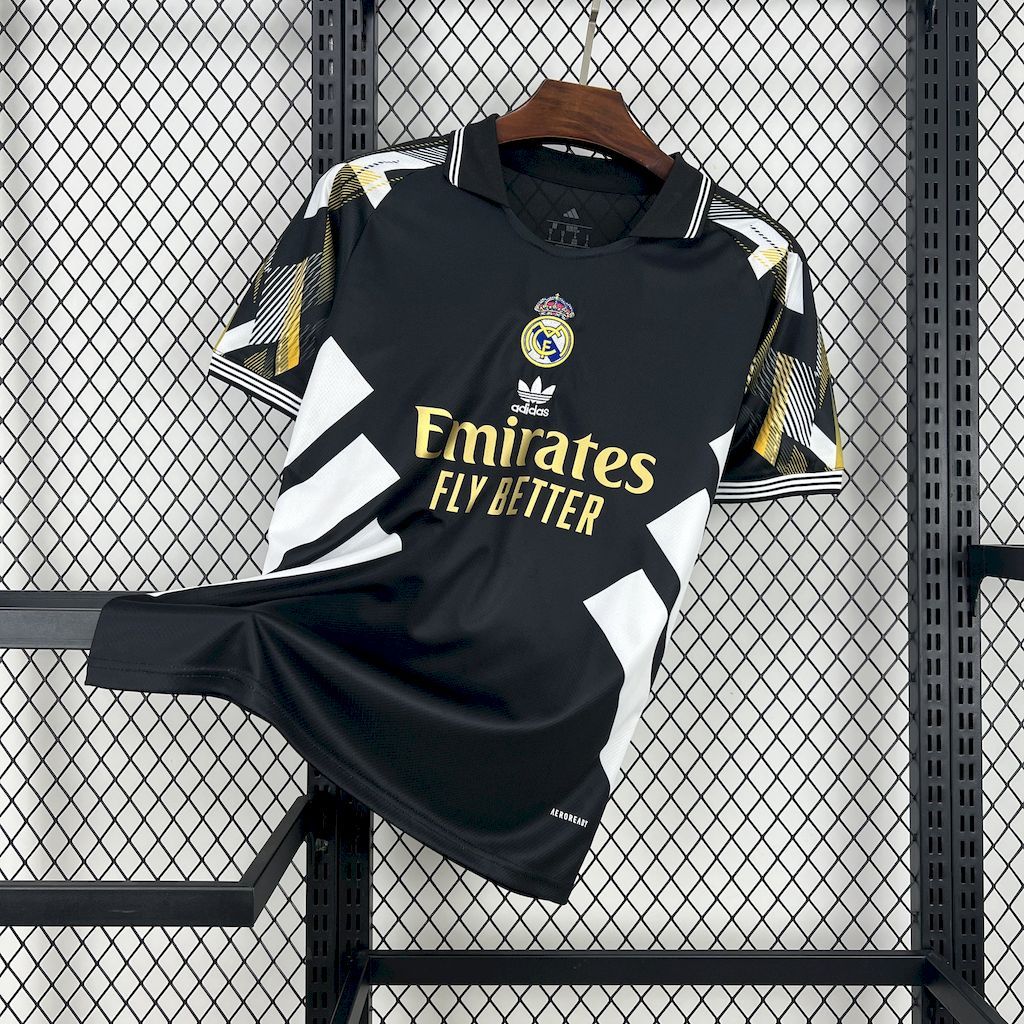 Real Madrid 2025-26 Retro Special Edition Jersey