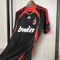 ddfd2fb221684f95a041dbd32d1c6c05 Retro AC Milan 2006-07 III