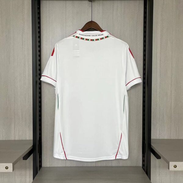 Retro AC Milan 2011-12 Away - Image 3