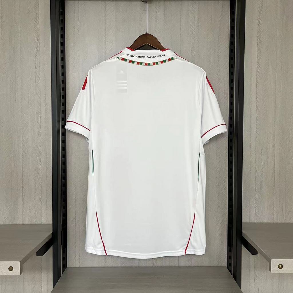 de278ec0ff0546829e26a34003b88330 Retro AC Milan 2011-12 Away