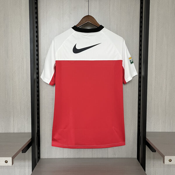 Retro Flamengo 2001-02 Away - Image 3