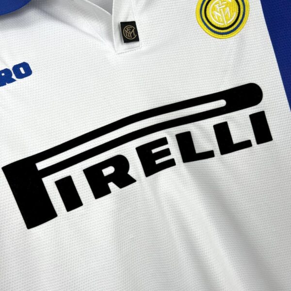 Inter Milan 1997-98 Away Retro Jersey - Image 3