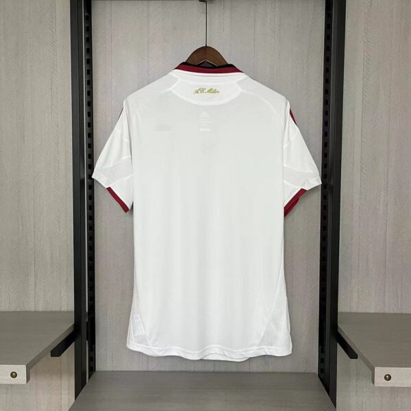 Retro AC Milan 2009-10 Away - Image 2