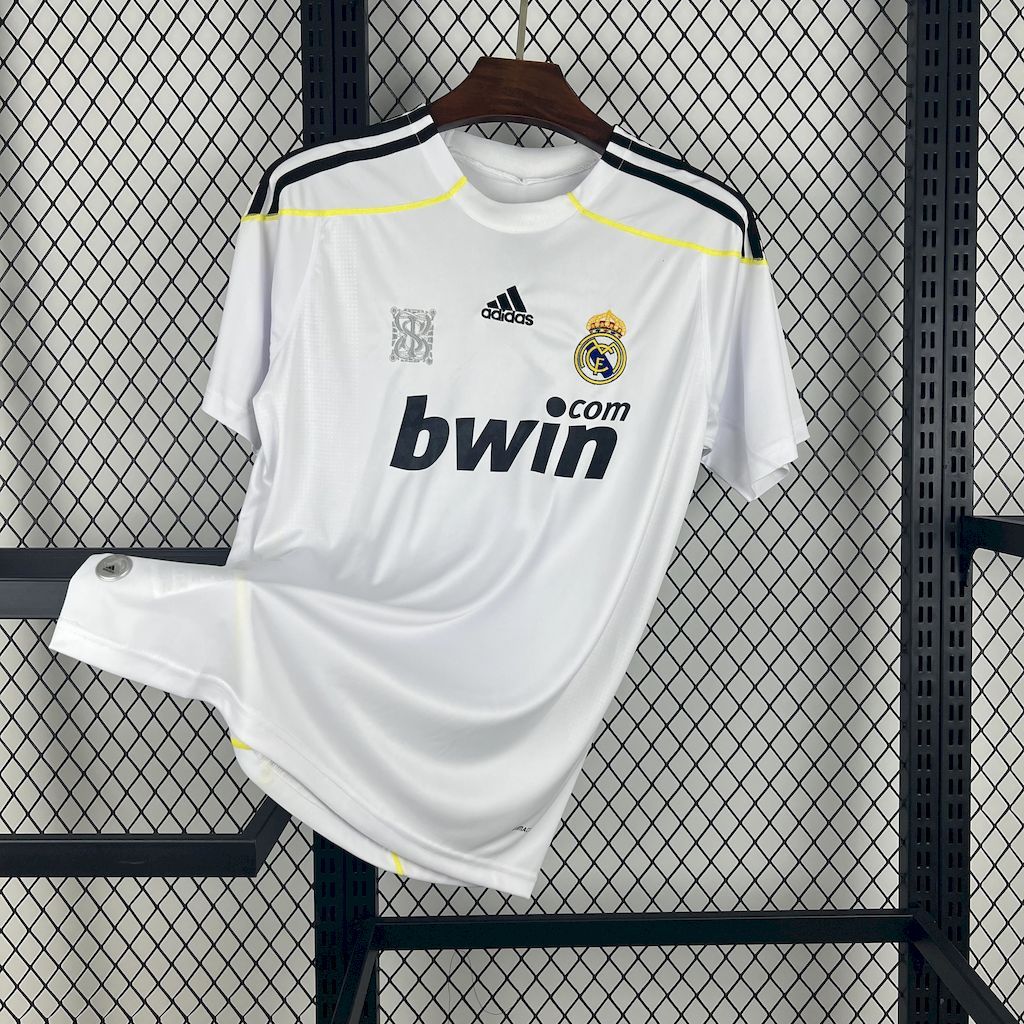 Real Madrid 2009-10 Home Retro Jersey