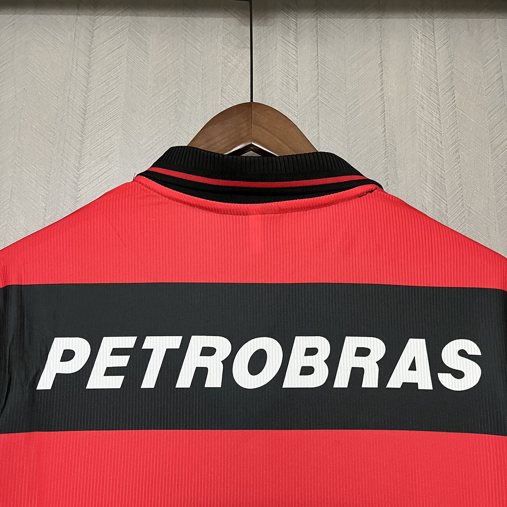 Retro 1995-96 Flamengo home jersey