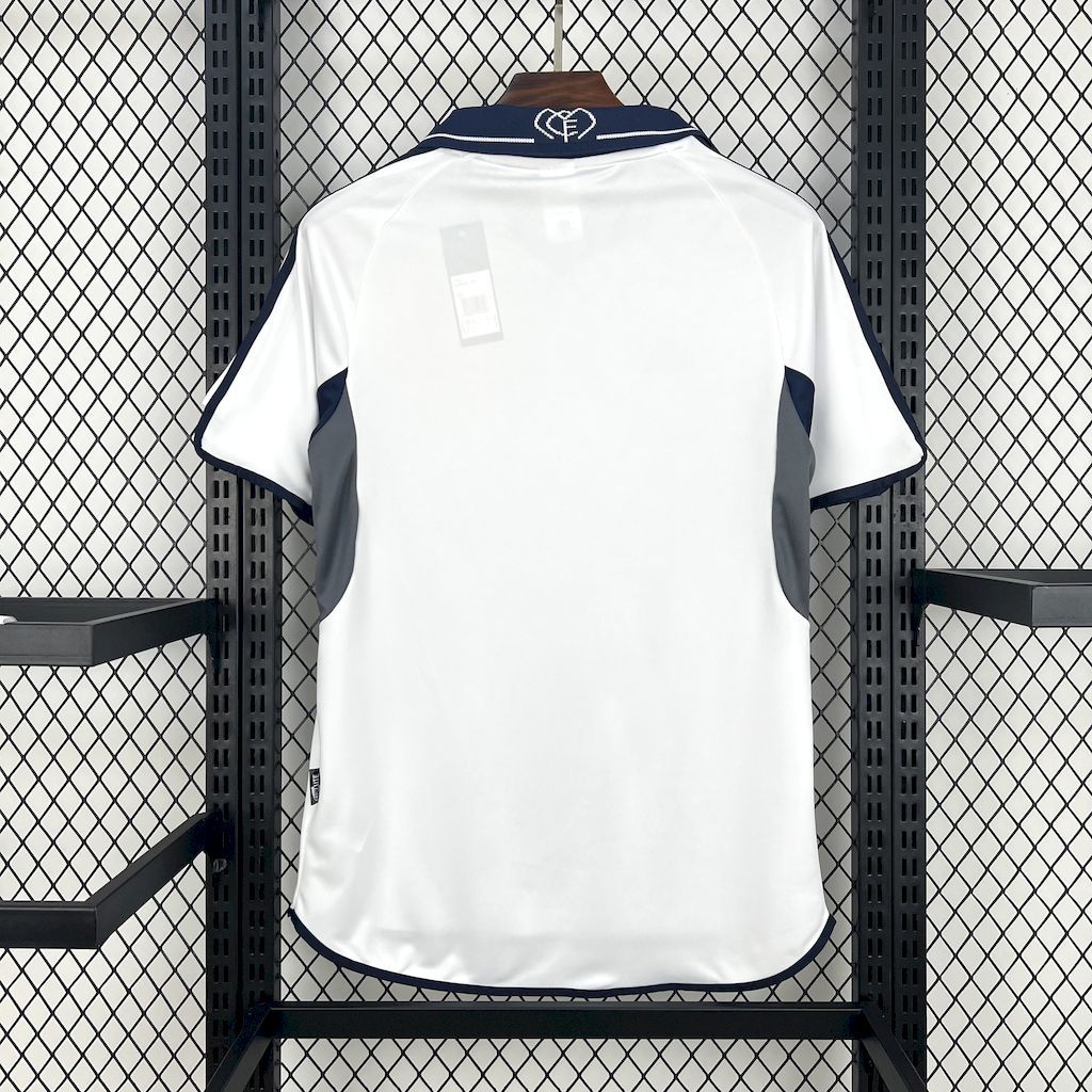 Real Madrid 2000-01 Home Retro Jersey