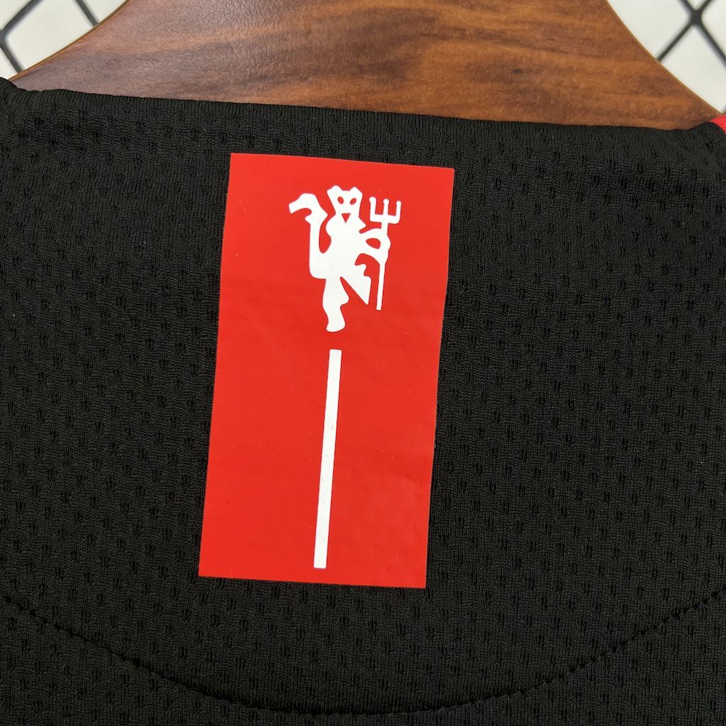 Manchester United 2007-08 Third Retro Jersey
