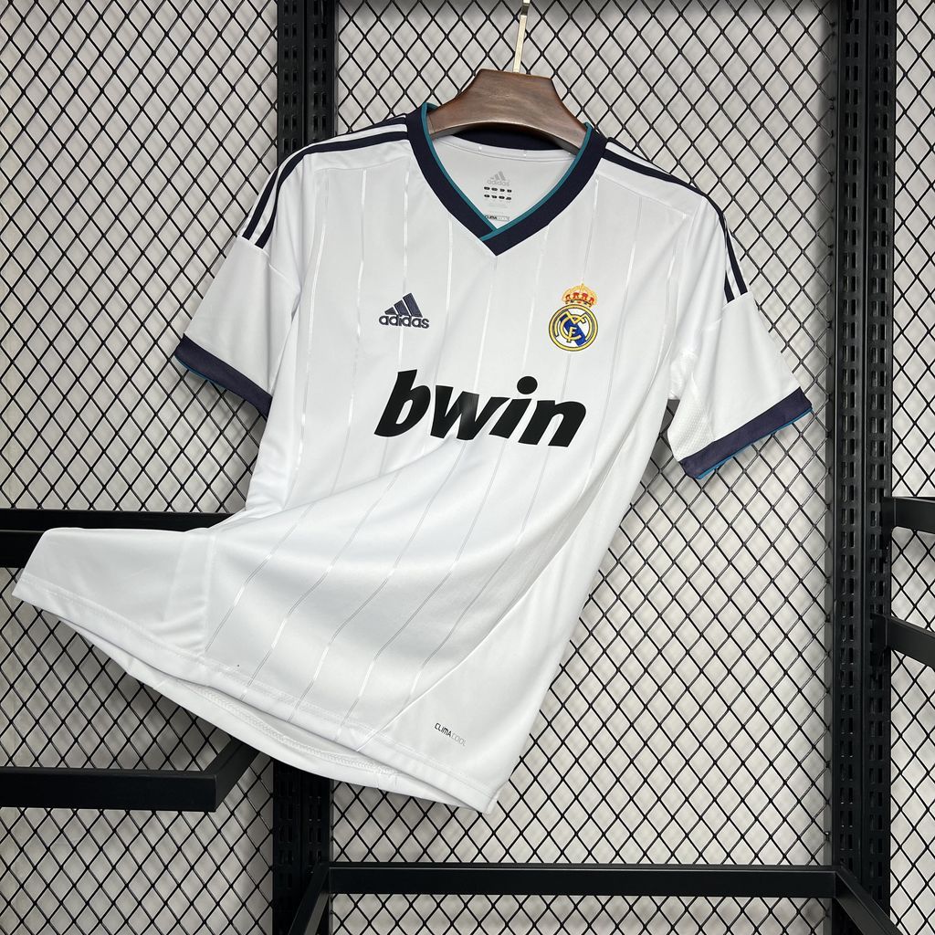 Real Madrid 2012-13 Home Retro Jersey Real Madrid 2012-13 Home Retro Jersey