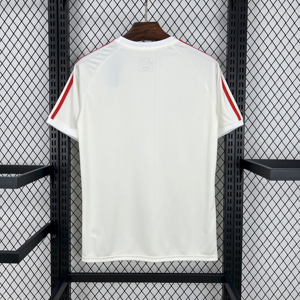 ea6b507856ad4d57b5f47c4e2e62521b Manchester United 202425 Special Edition White Jersey