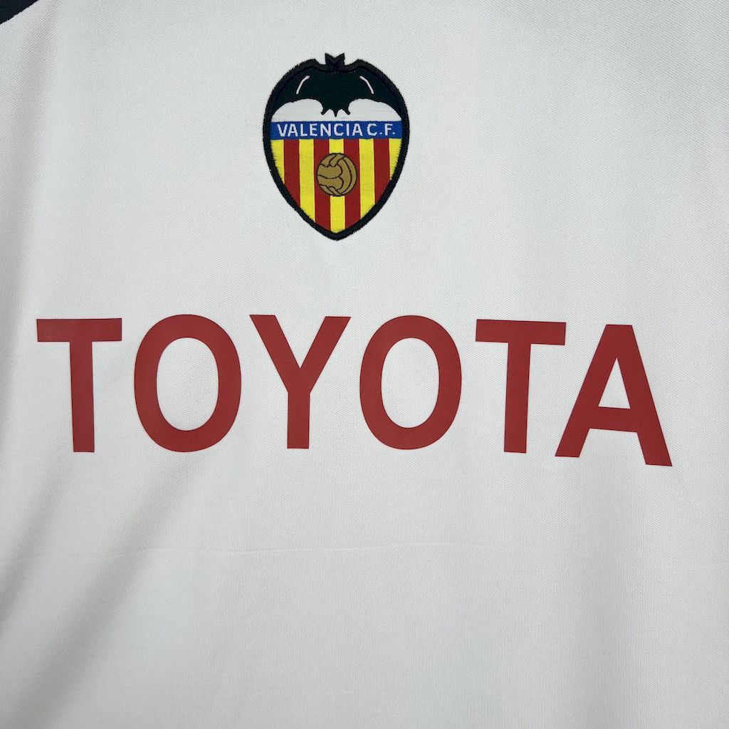 Valencia CF 2004-05 Home Retro Jersey