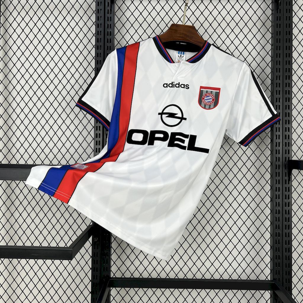 Bayern Munich 1995-96 Away Retro Jersey