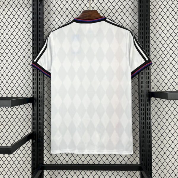 Bayern Munich 1995-96 Away Retro Jersey - Image 2