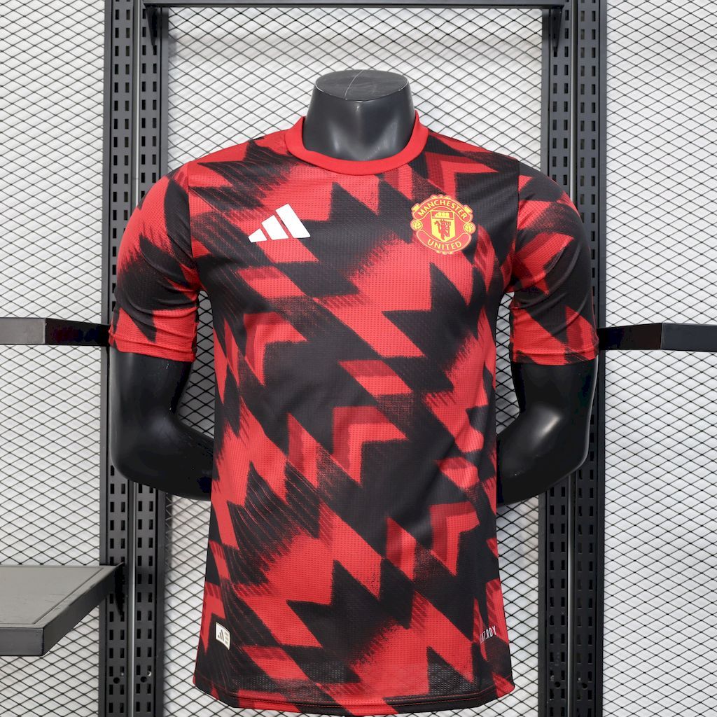 Manchester United 2025-26 Pre-match training red and black Jersey Player Version Manchester United 2025-26 Pre-match training red and black Jersey Player Version