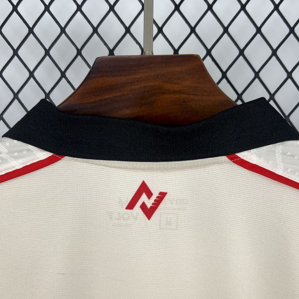 Vitoria 2025-26 Beige goalkeeper Jersey