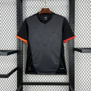 Galatasarays 2025 26 Black Special Edition Jersey
