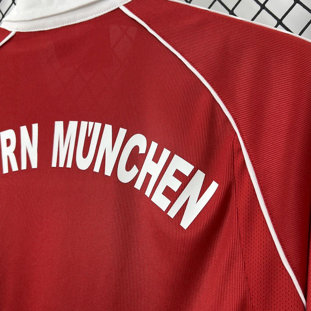 Bayern Munich 2005-06 Home Retro Jersey