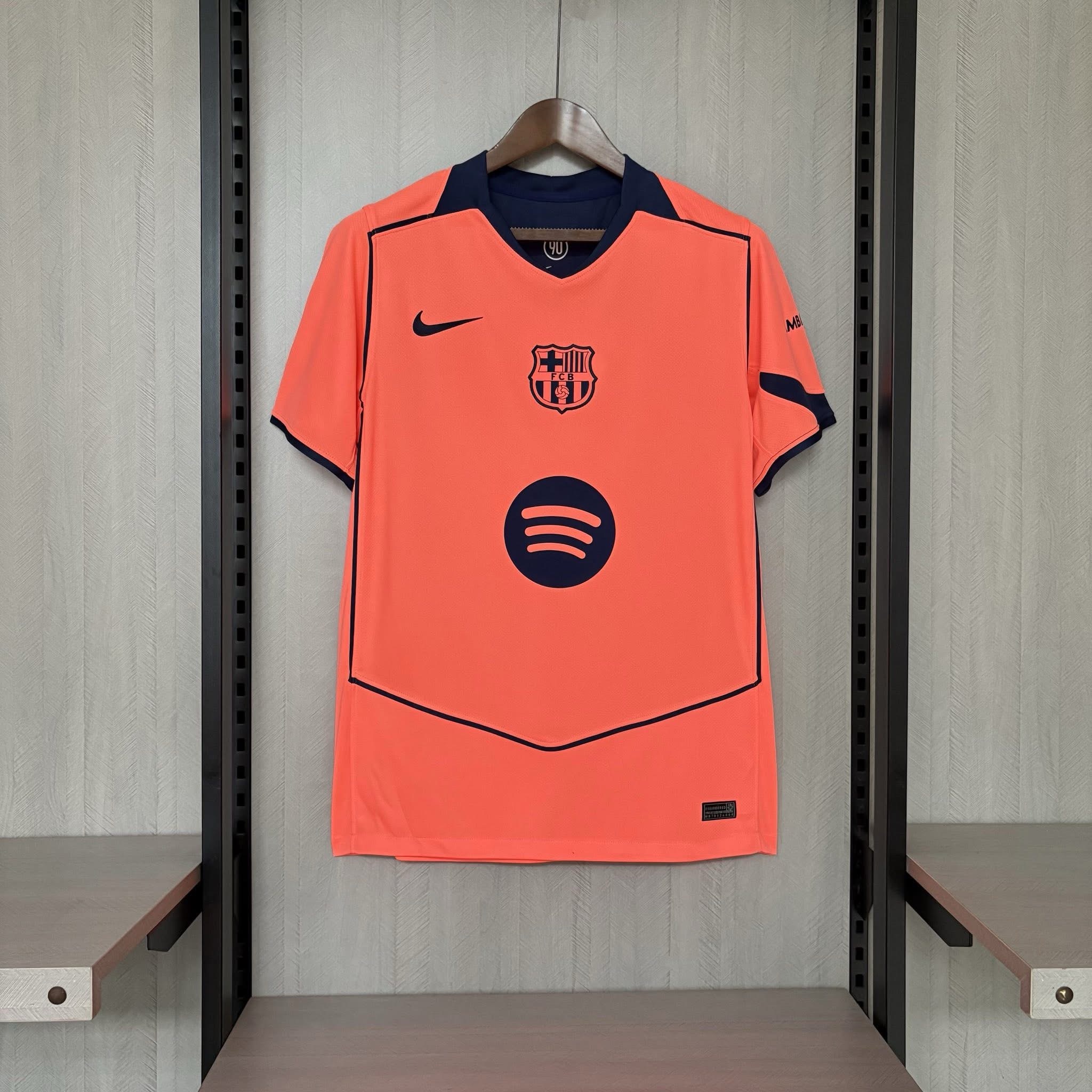 img_5509-2 2025-2026 BARCELONA THIRD KIT
