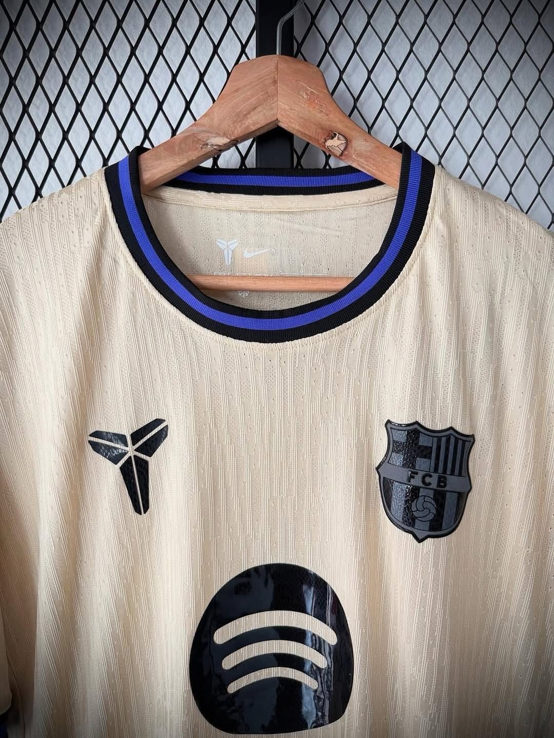 img_3706 2025-2026 BARCELONA AWAY JERSEY