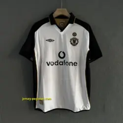 Man Utd Retro 01-02 Away