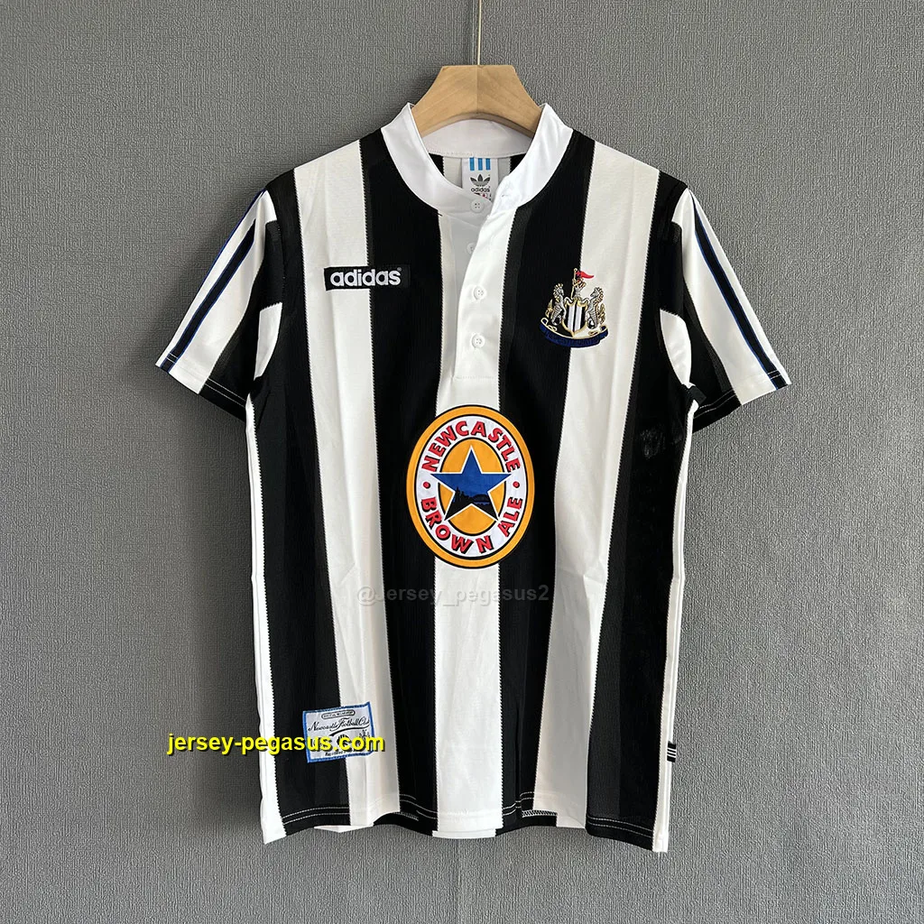 Newcastle United Retro 95-97 Home Newcastle United Retro 95-97 Home