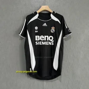 Real Madrid Retro 06-07 Third