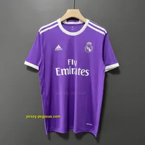 Real Madrid Retro 16-17 Away