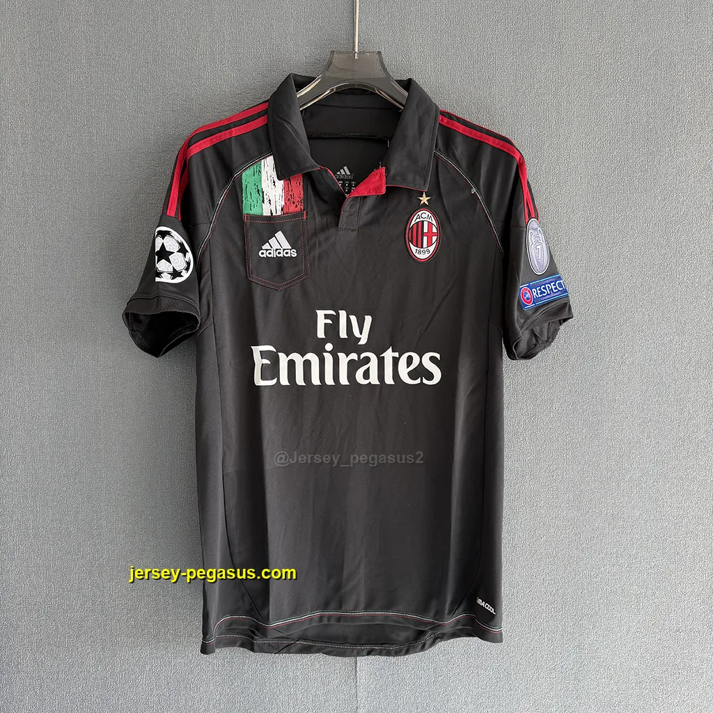AC Milan Retro 12-13 Third AC Milan Retro 12-13 Third