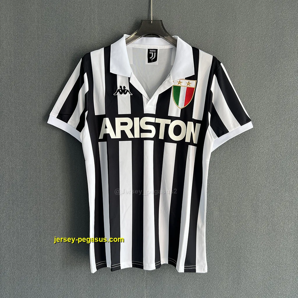 Juventus Retro 84-85 Home Juventus Retro 84-85 Home