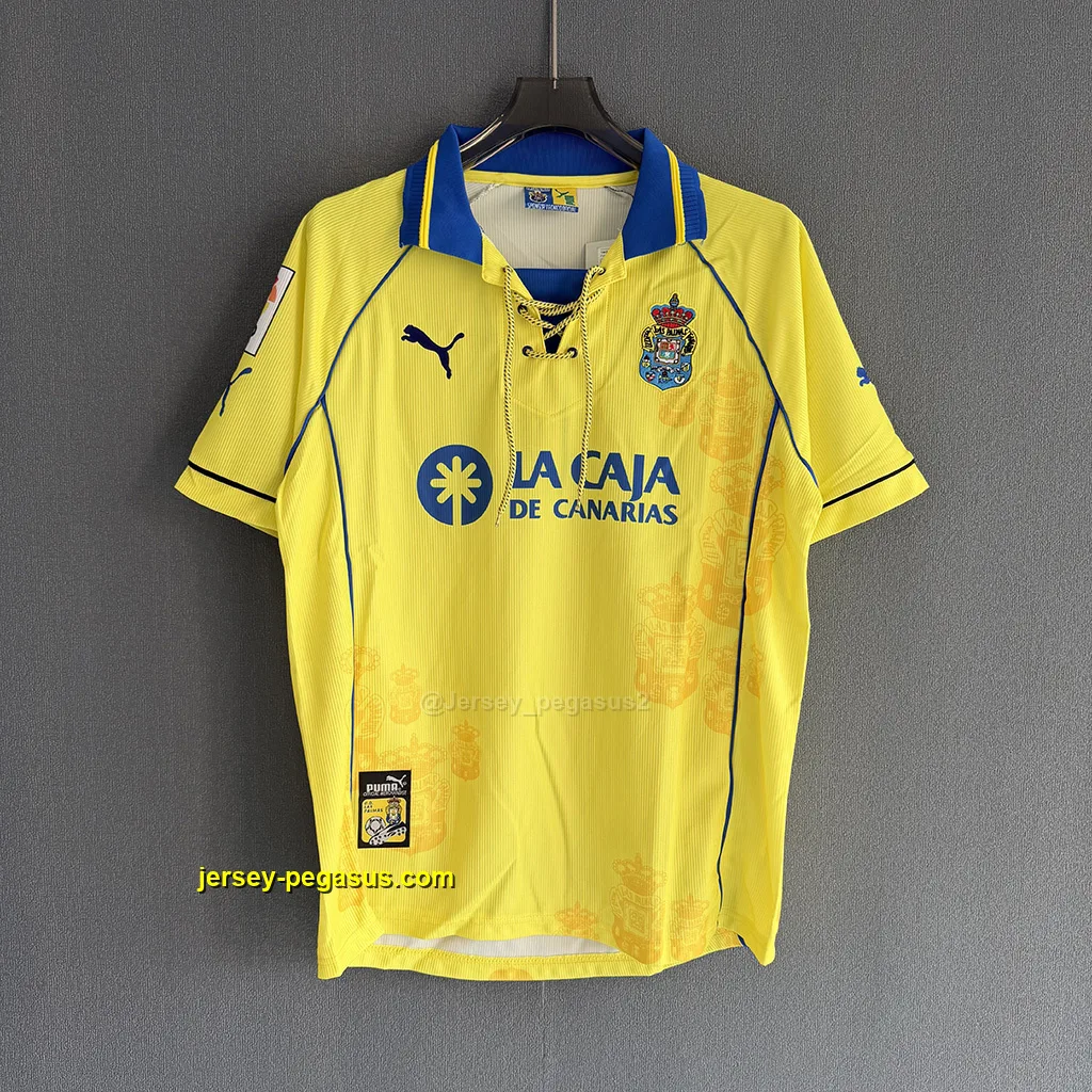 Las Palmas Retro 98-99 Home Las Palmas Retro 98-99 Home